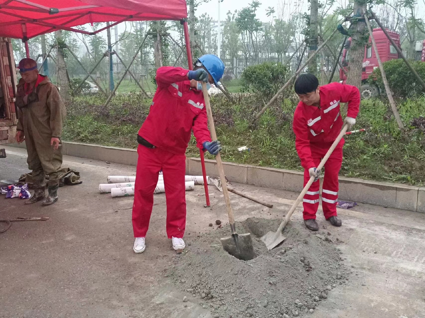 高平管道疏通哪家好】及时进行市政管道清淤